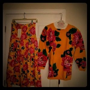 VTG Adrienne Vittadini Hand Knit Sweater & Skirt